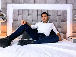 AxelWoods shows lj livejasmin.com