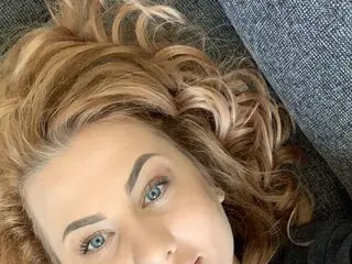 KatieDavid camshow pics cam