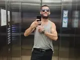 LuggiLucky show fuck cam